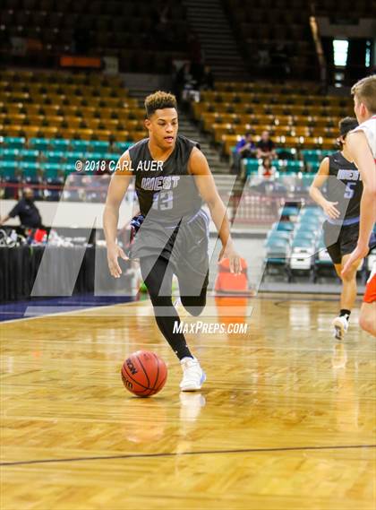 Thumbnail 1 in Pueblo West vs. Lewis-Palmer (CHSAA 4A Final Four) photogallery.