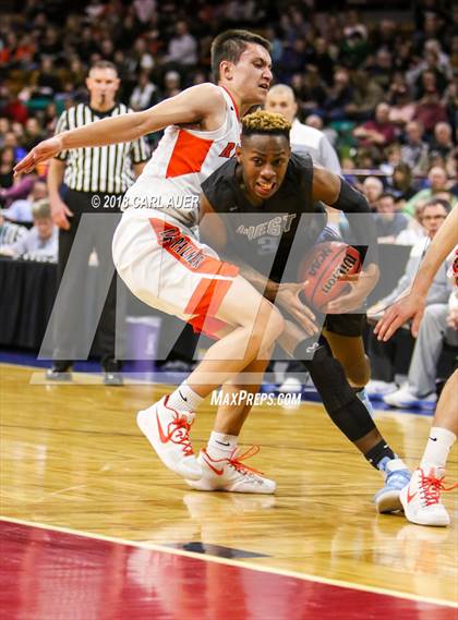 Thumbnail 3 in Pueblo West vs. Lewis-Palmer (CHSAA 4A Final Four) photogallery.