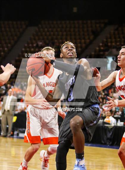 Thumbnail 3 in Pueblo West vs. Lewis-Palmer (CHSAA 4A Final Four) photogallery.