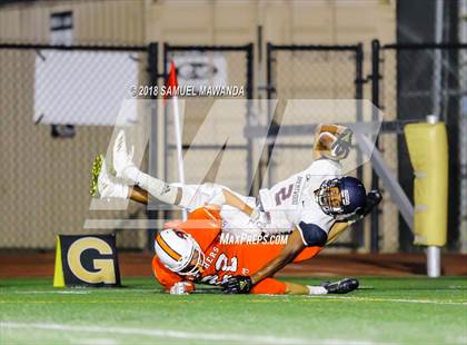Thumbnail 1 in Brentwood School vs. Polytechnic photogallery.