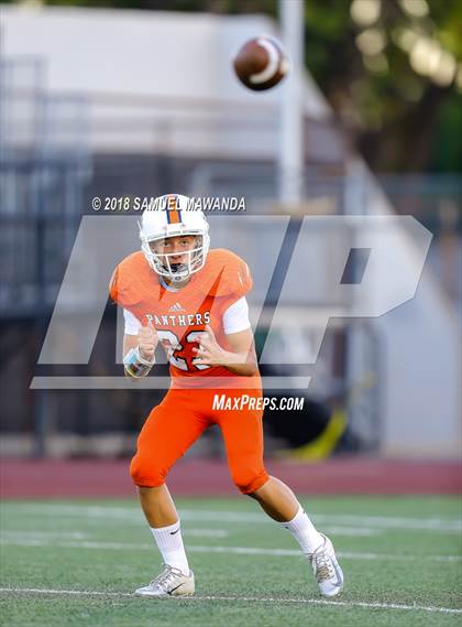 Thumbnail 2 in Brentwood School vs. Polytechnic photogallery.