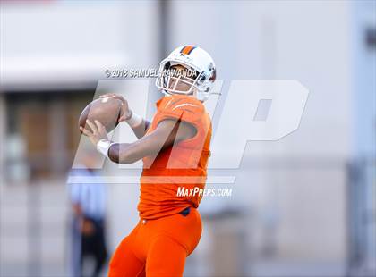 Thumbnail 1 in Brentwood School vs. Polytechnic photogallery.