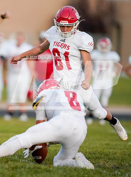 Thumbnail 3 in Milford @ Duchesne photogallery.