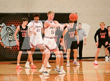 Thumbnail 1 in Cheyenne Wells vs. Elkhart photogallery.