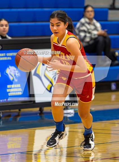 Thumbnail 1 in JV: Lincoln @ Newark Memorial photogallery.