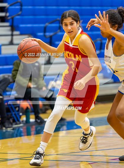 Thumbnail 1 in JV: Lincoln @ Newark Memorial photogallery.