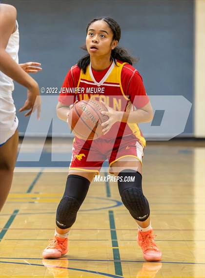 Thumbnail 2 in JV: Lincoln @ Newark Memorial photogallery.