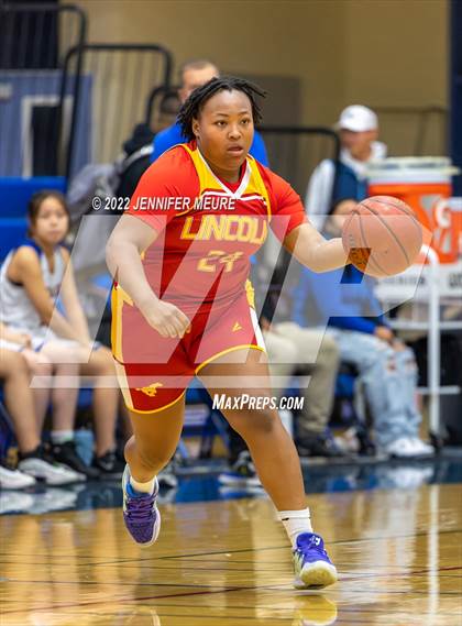 Thumbnail 1 in JV: Lincoln @ Newark Memorial photogallery.