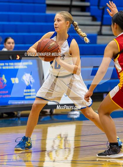 Thumbnail 1 in JV: Lincoln @ Newark Memorial photogallery.