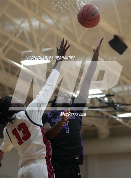 Thumbnail 1 in Fulshear vs Alief Taylor (Doghouse Invitational) photogallery.