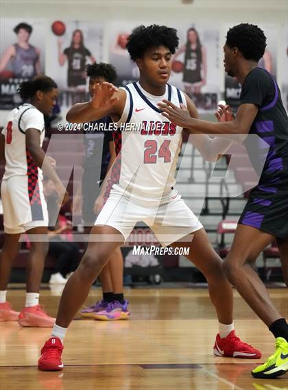 Thumbnail 3 in Fulshear vs Alief Taylor (Doghouse Invitational) photogallery.