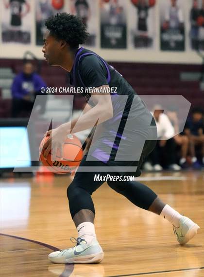 Thumbnail 3 in Fulshear vs Alief Taylor (Doghouse Invitational) photogallery.