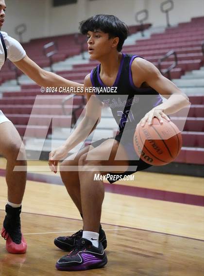 Thumbnail 3 in Fulshear vs Alief Taylor (Doghouse Invitational) photogallery.
