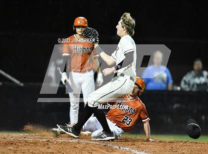 Thumbnail 3 in Hutto @ Vandegrift photogallery.