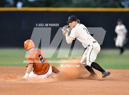 Thumbnail 1 in Hutto @ Vandegrift photogallery.