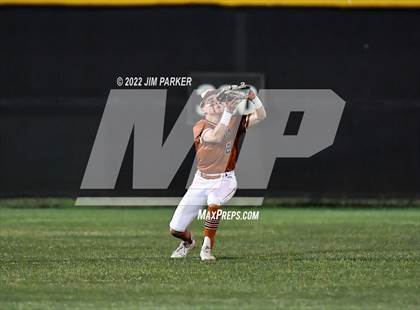 Thumbnail 2 in Hutto @ Vandegrift photogallery.
