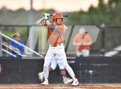 Thumbnail 3 in Hutto @ Vandegrift photogallery.