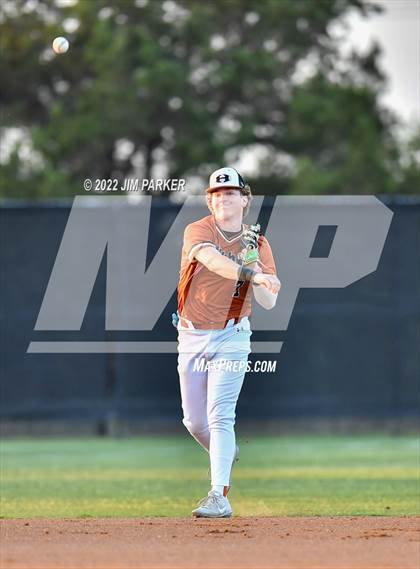 Thumbnail 1 in Hutto @ Vandegrift photogallery.