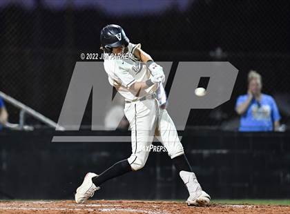 Thumbnail 3 in Hutto @ Vandegrift photogallery.