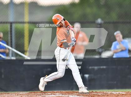 Thumbnail 2 in Hutto @ Vandegrift photogallery.