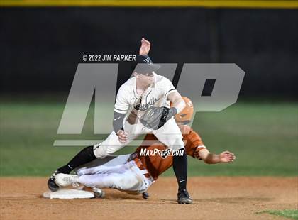 Thumbnail 3 in Hutto @ Vandegrift photogallery.