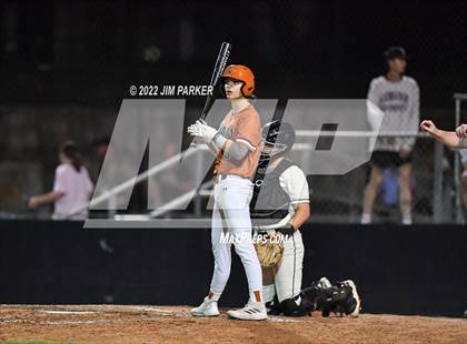 Thumbnail 3 in Hutto @ Vandegrift photogallery.