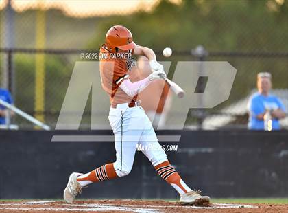 Thumbnail 2 in Hutto @ Vandegrift photogallery.