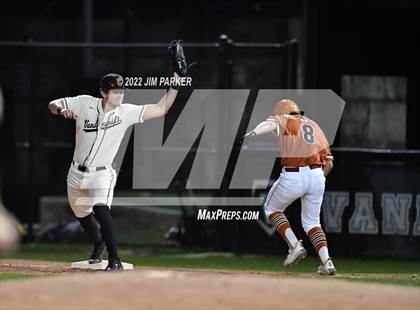 Thumbnail 3 in Hutto @ Vandegrift photogallery.