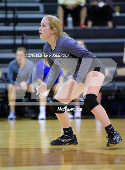 Thumbnail 2 in Kerrville Tivy @ Seguin photogallery.