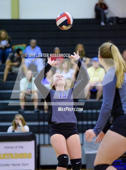Thumbnail 1 in Kerrville Tivy @ Seguin photogallery.
