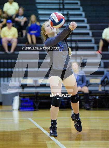 Thumbnail 1 in Kerrville Tivy @ Seguin photogallery.