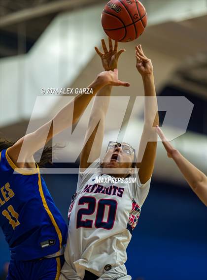 Thumbnail 3 in Alamo Heights @ Veterans Memorial photogallery.