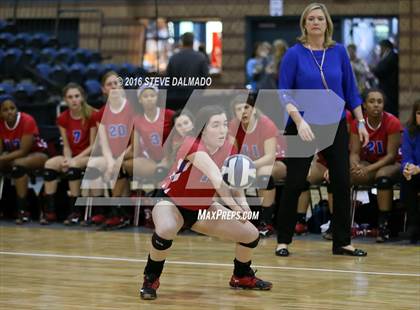 Thumbnail 2 in McGehee vs Metairie Park Country Day (LHSAA Division 5 Semifinal Playoff) photogallery.