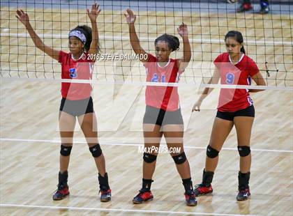 Thumbnail 2 in McGehee vs Metairie Park Country Day (LHSAA Division 5 Semifinal Playoff) photogallery.