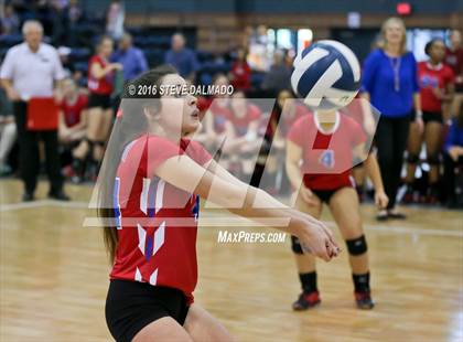 Thumbnail 2 in McGehee vs Metairie Park Country Day (LHSAA Division 5 Semifinal Playoff) photogallery.