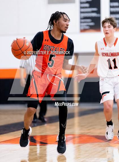 Thumbnail 2 in Gonzales vs. Schulenburg (Schulenburg Shorthorn Tournament) photogallery.