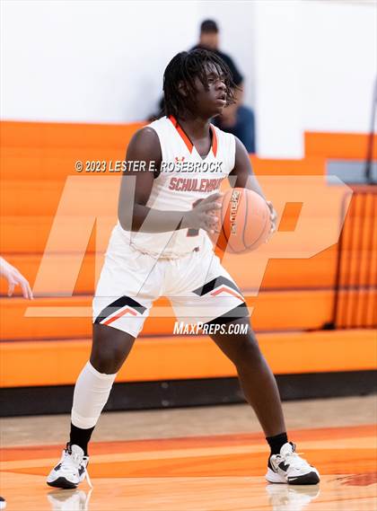 Thumbnail 2 in Gonzales vs. Schulenburg (Schulenburg Shorthorn Tournament) photogallery.