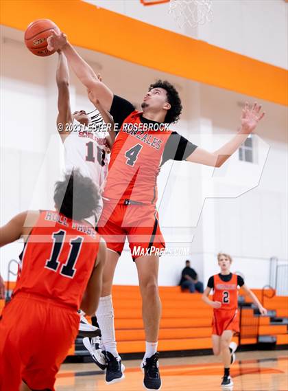 Thumbnail 3 in Gonzales vs. Schulenburg (Schulenburg Shorthorn Tournament) photogallery.