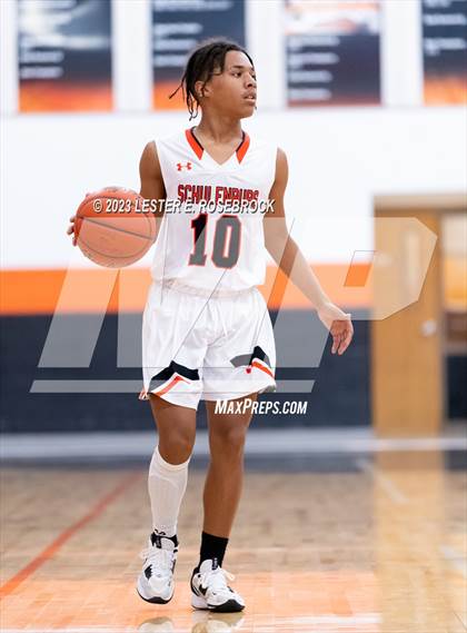 Thumbnail 3 in Gonzales vs. Schulenburg (Schulenburg Shorthorn Tournament) photogallery.