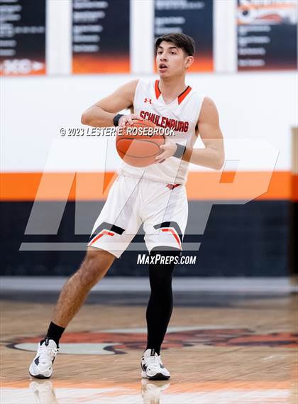 Thumbnail 3 in Gonzales vs. Schulenburg (Schulenburg Shorthorn Tournament) photogallery.