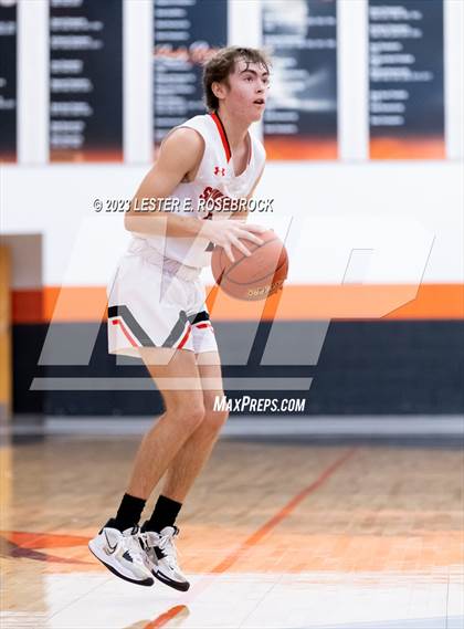 Thumbnail 1 in Gonzales vs. Schulenburg (Schulenburg Shorthorn Tournament) photogallery.