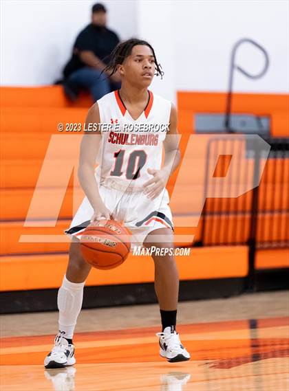 Thumbnail 3 in Gonzales vs. Schulenburg (Schulenburg Shorthorn Tournament) photogallery.