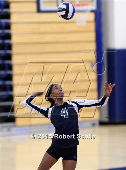Thumbnail 2 in Oak Ridge vs. Rodriguez  photogallery.