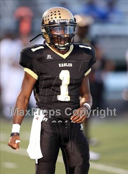 Thumbnail 3 in Abilene vs. Cocoa (Florida vs. Texas Football Showcase) photogallery.