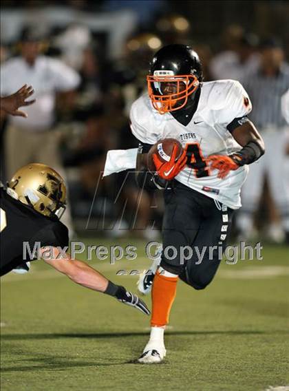 Thumbnail 3 in Abilene vs. Cocoa (Florida vs. Texas Football Showcase) photogallery.
