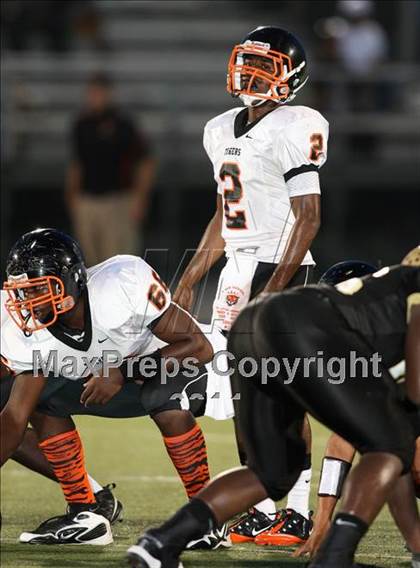Thumbnail 3 in Abilene vs. Cocoa (Florida vs. Texas Football Showcase) photogallery.