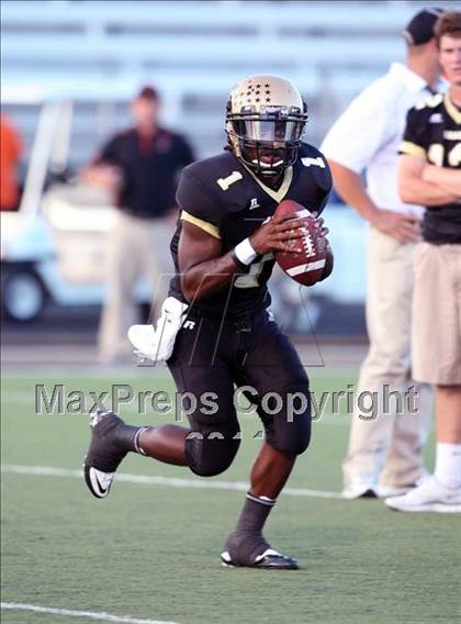 Thumbnail 3 in Abilene vs. Cocoa (Florida vs. Texas Football Showcase) photogallery.