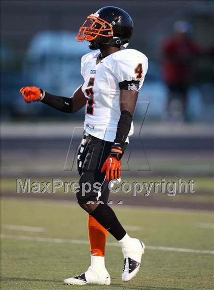 Thumbnail 2 in Abilene vs. Cocoa (Florida vs. Texas Football Showcase) photogallery.
