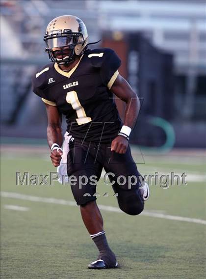 Thumbnail 2 in Abilene vs. Cocoa (Florida vs. Texas Football Showcase) photogallery.