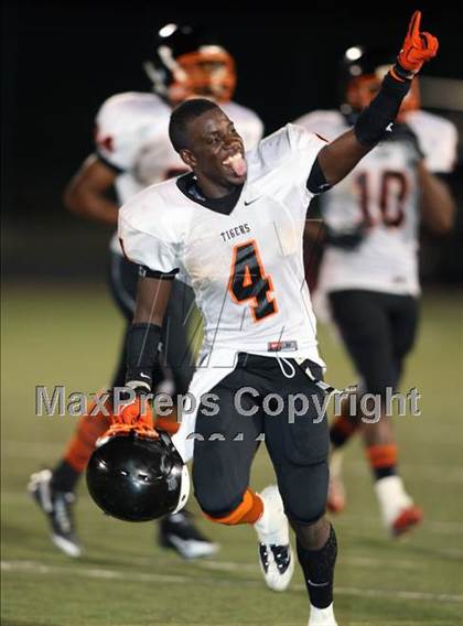 Thumbnail 2 in Abilene vs. Cocoa (Florida vs. Texas Football Showcase) photogallery.